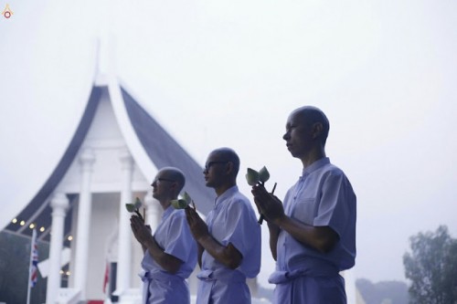 Dhammakaya01