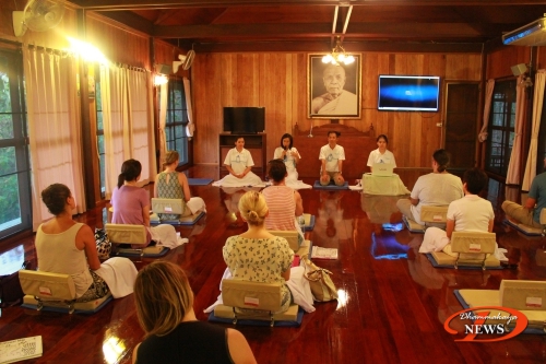 Middle Way Seven-Days Meditation Retreat// April 24- 30, 2016--      Mooktawan Retreat Center, Phuket